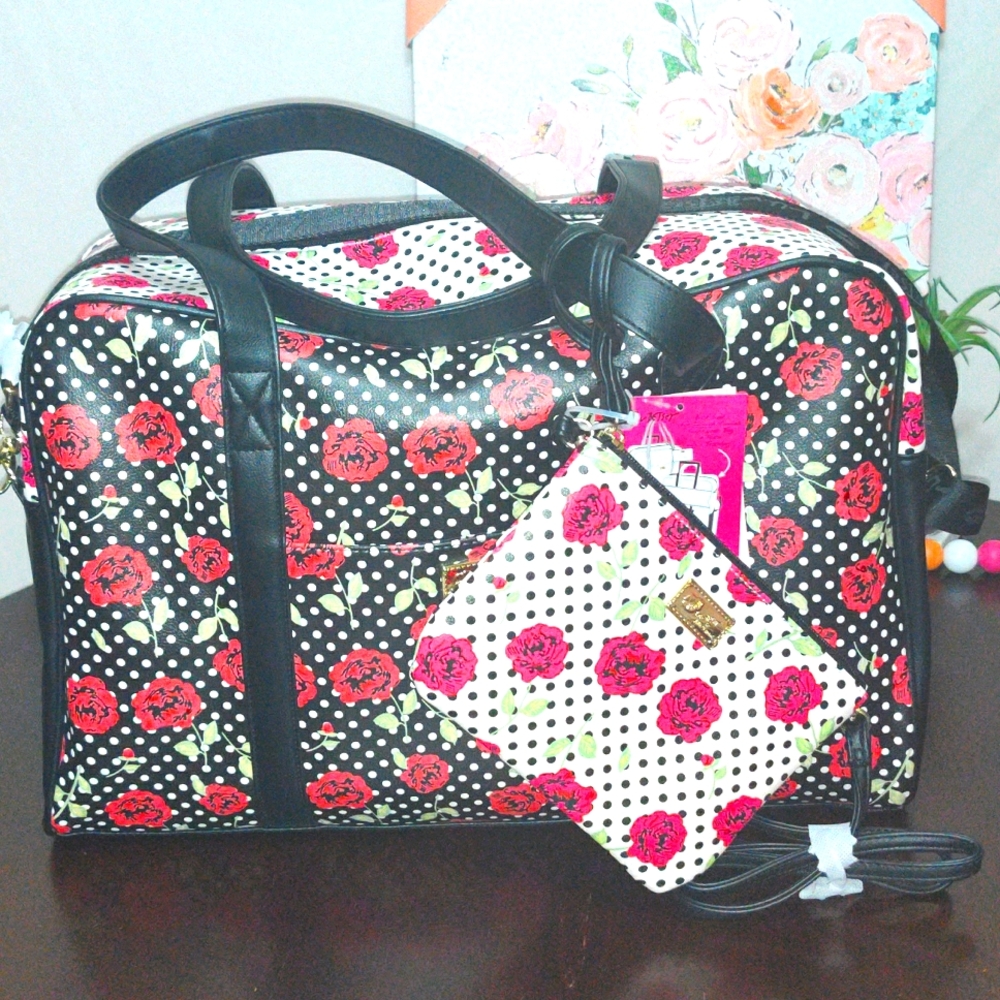 🆕 Betsey Johnson Weekender - Floral 2 Piece Set
